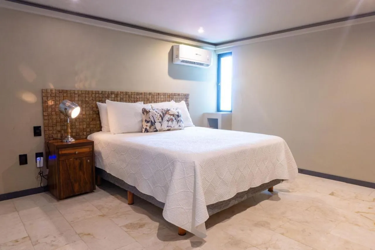 Lotus Midtown Apartments By Bvr Playa del Carmen