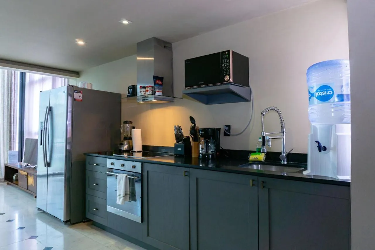 Lotus Midtown Apartments By Bvr Playa del Carmen