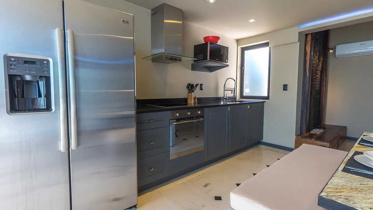 Lotus Midtown Apartments By Bvr Playa del Carmen 0*,