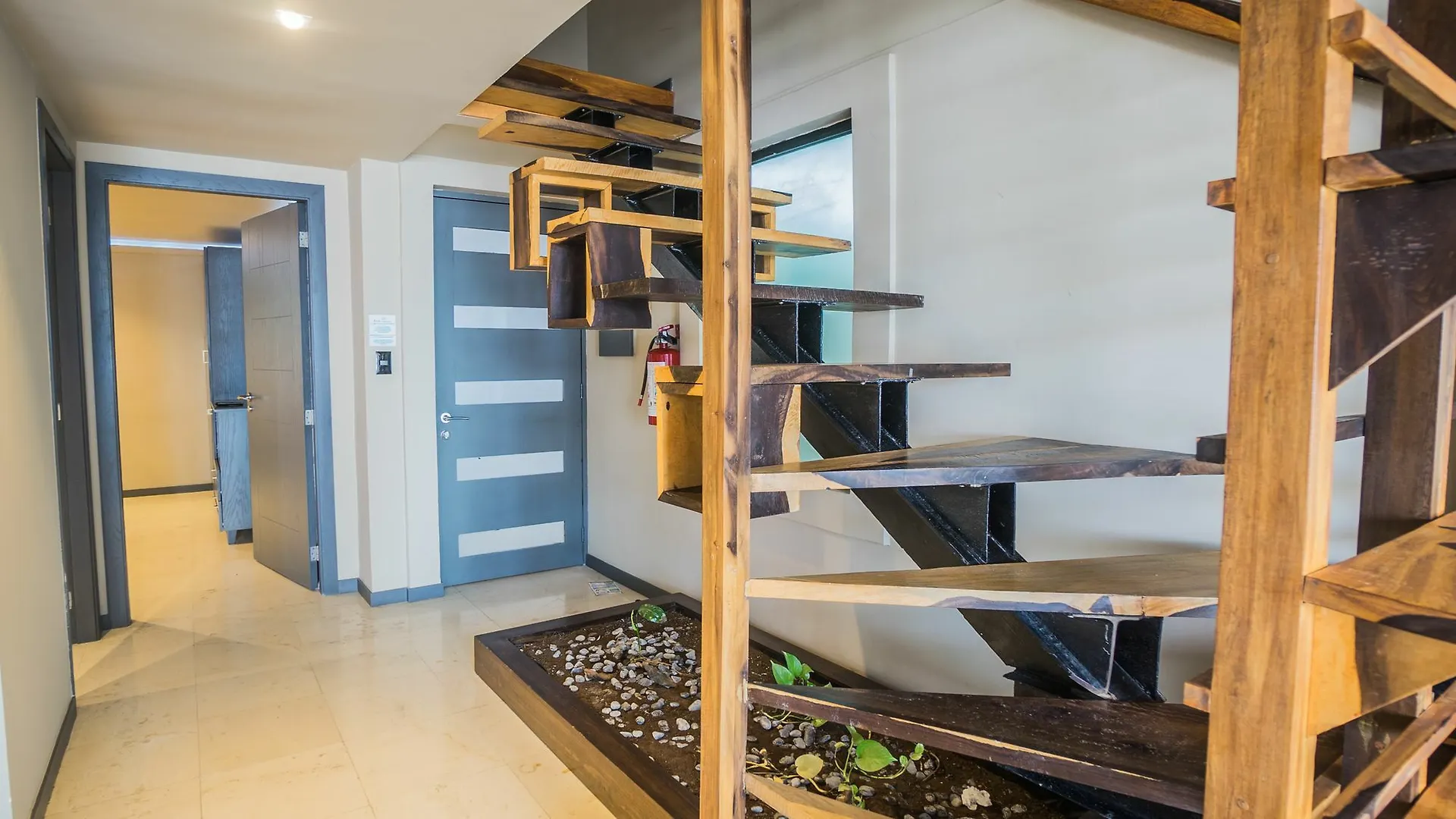 Lotus Midtown Apartments By Bvr Playa del Carmen