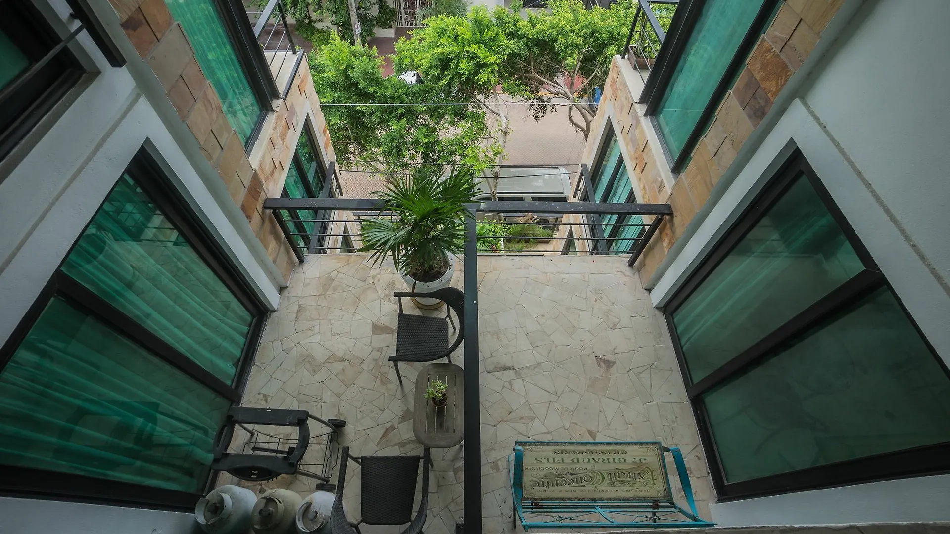 Lotus Midtown Apartments By Bvr Playa del Carmen