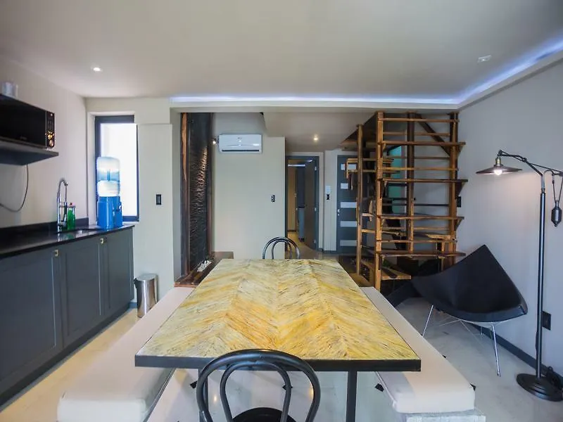 Lotus Midtown Apartments By Bvr Playa del Carmen