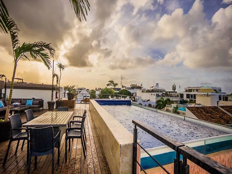 Lotus Midtown Apartments By Bvr Playa del Carmen