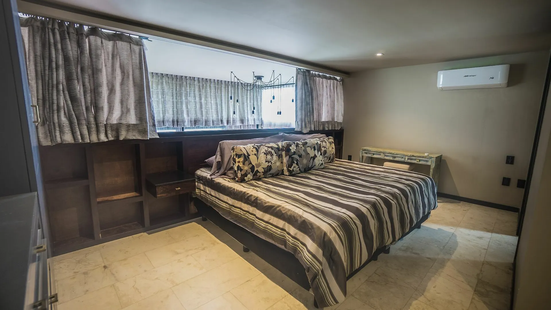 Lotus Midtown Apartments By Bvr Playa del Carmen