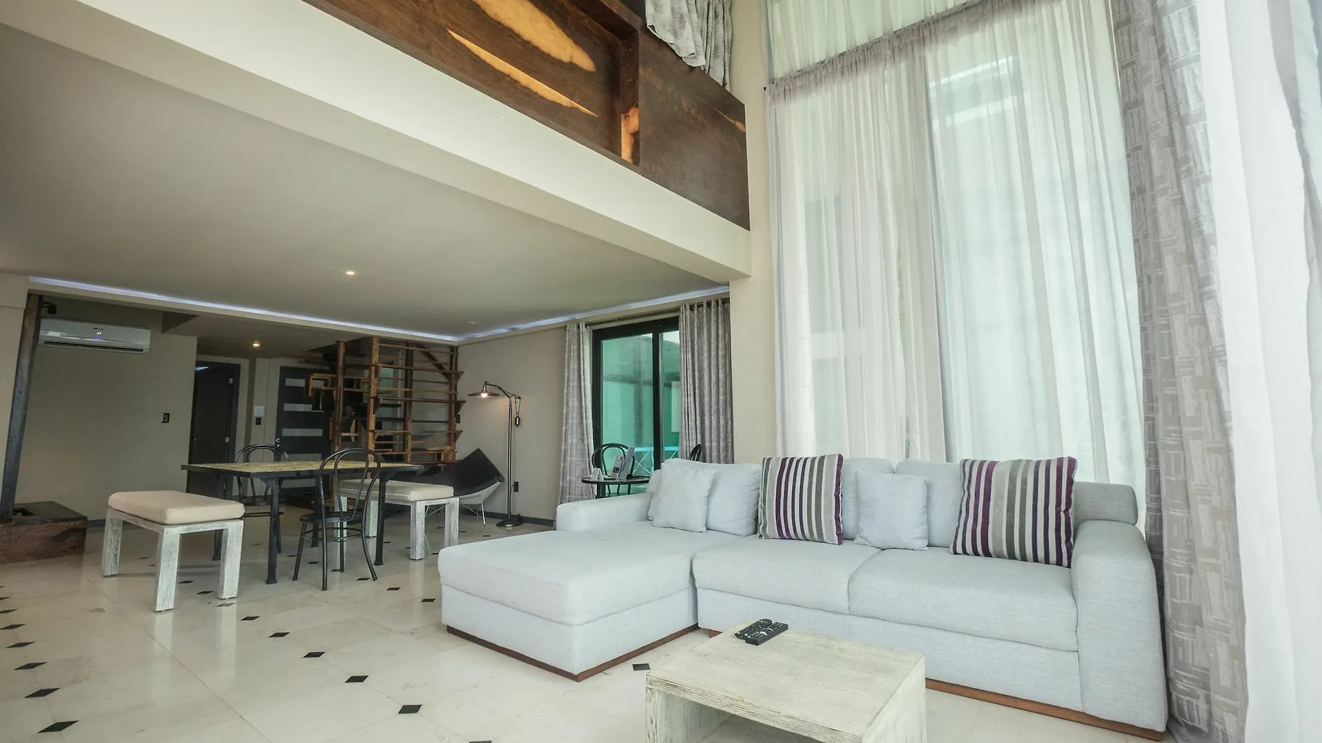 Lotus Midtown Apartments By Bvr Πλάγια Ντελ Κάρμεν